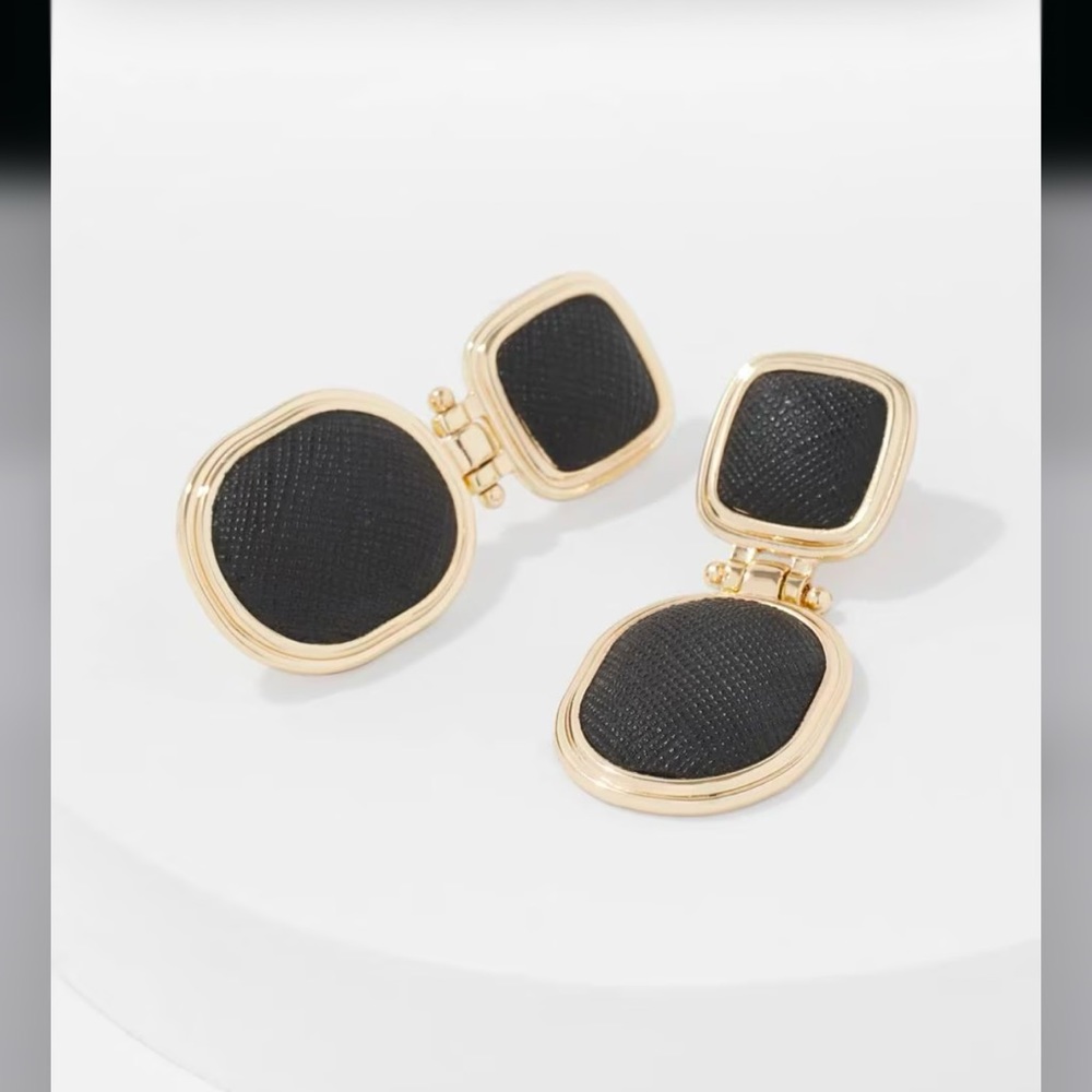 WHBM black textured leather drop Earring - Picture 5 of 15